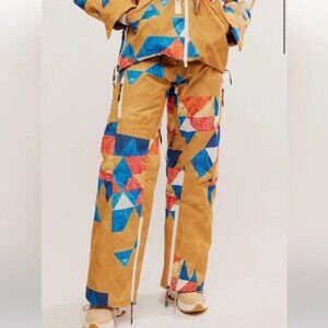 NWT FP Movement Care FP Printed On The Ascend Ski Pants, Delta Geo, Size XS